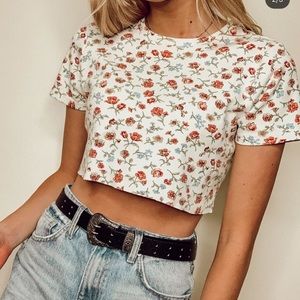 SOLD on insta @laluna.thread